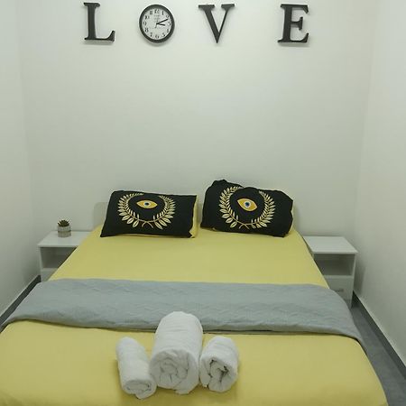 רימון יחידות אירוח Vacation Units Rimon Apartment อัชเกลอน ภายนอก รูปภาพ